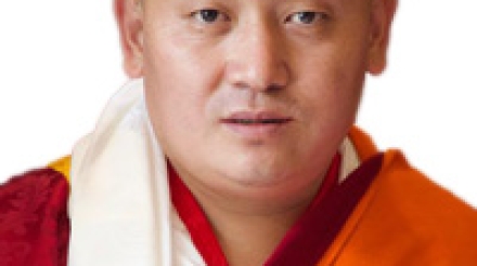 Lop_Tshering